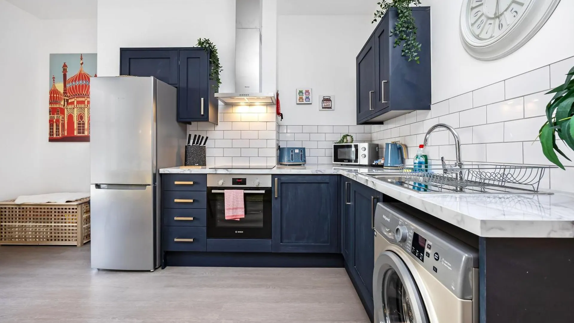 Queens Mile 1 With Free Parking By My Getaways Brighton