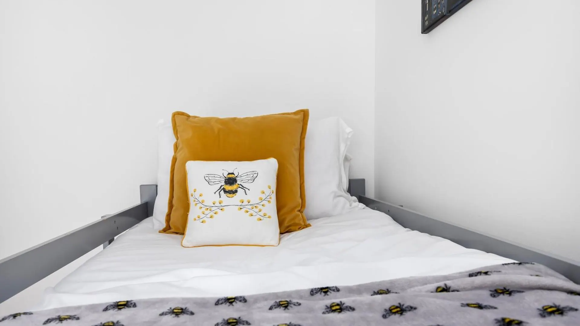 Queens Mile 1 With Free Parking By My Getaways Hove Appartement